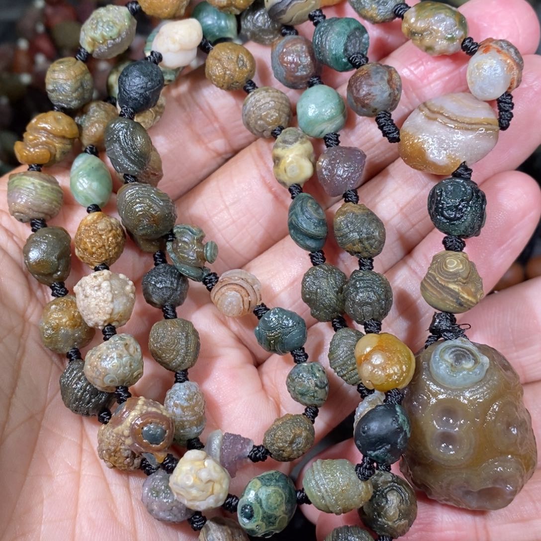 未镶嵌玛瑙/玉髓珠宝奇石