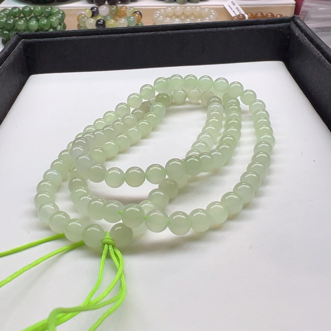 没***示和田玉未镶嵌颈饰