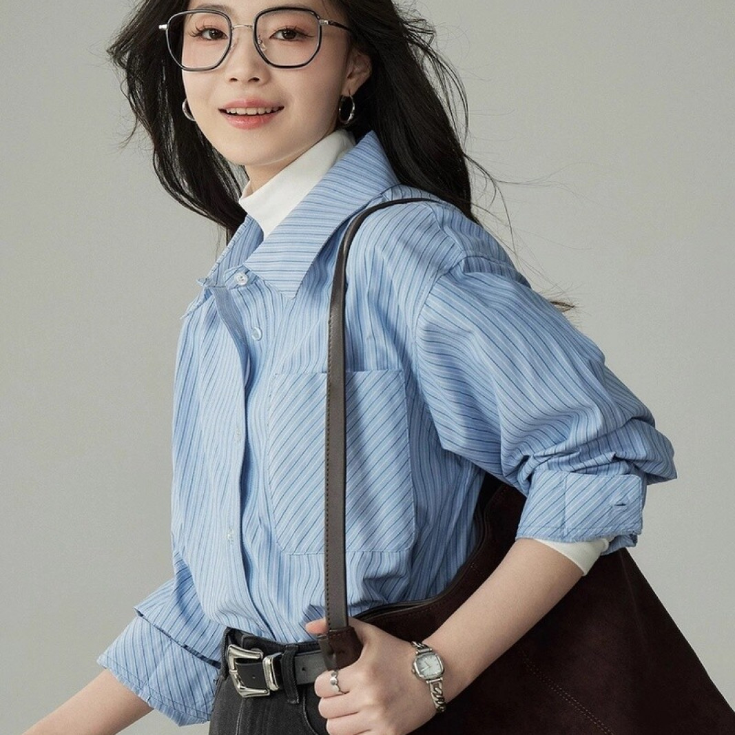 【主播同款】新款小众OL款蓝色条纹衬衫通勤职业叠穿衬衫