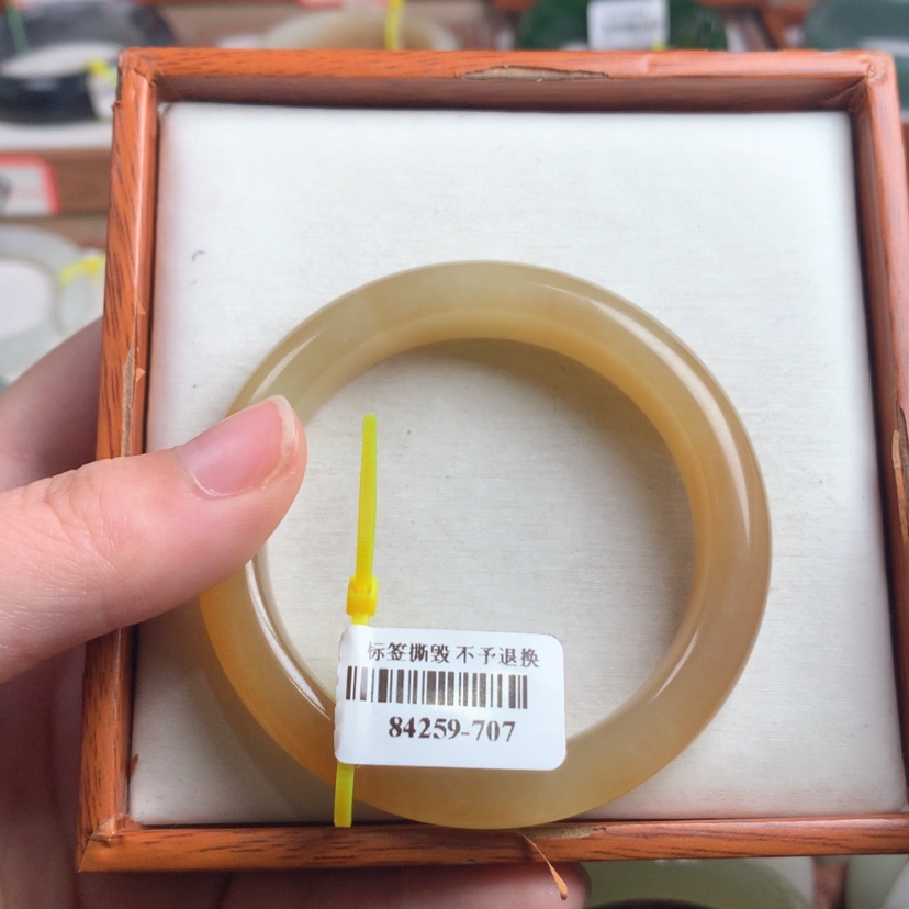 【闪购商品】和田玉手镯未镶嵌