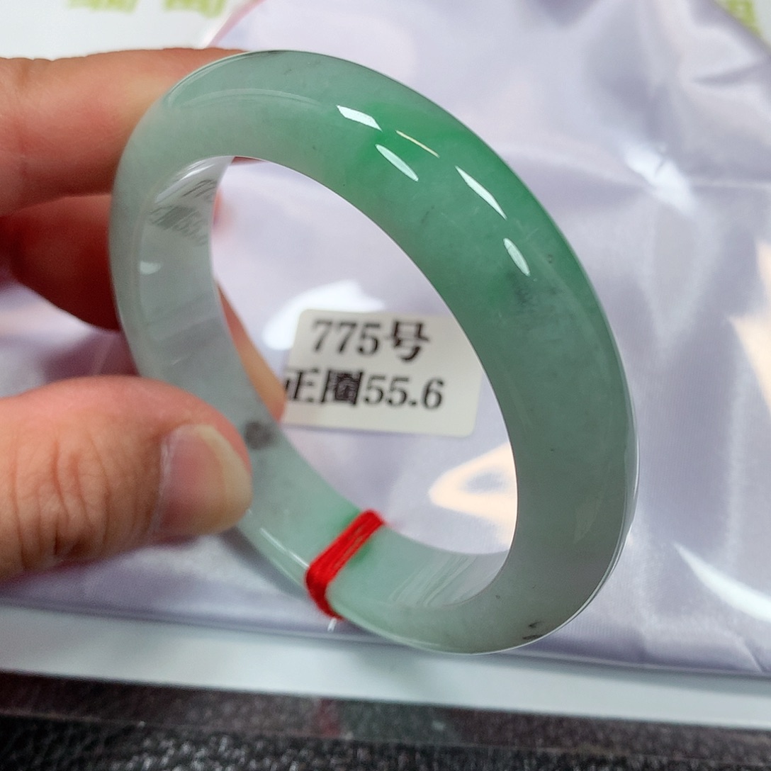 【闪购商品】未镶嵌手镯翡翠775号