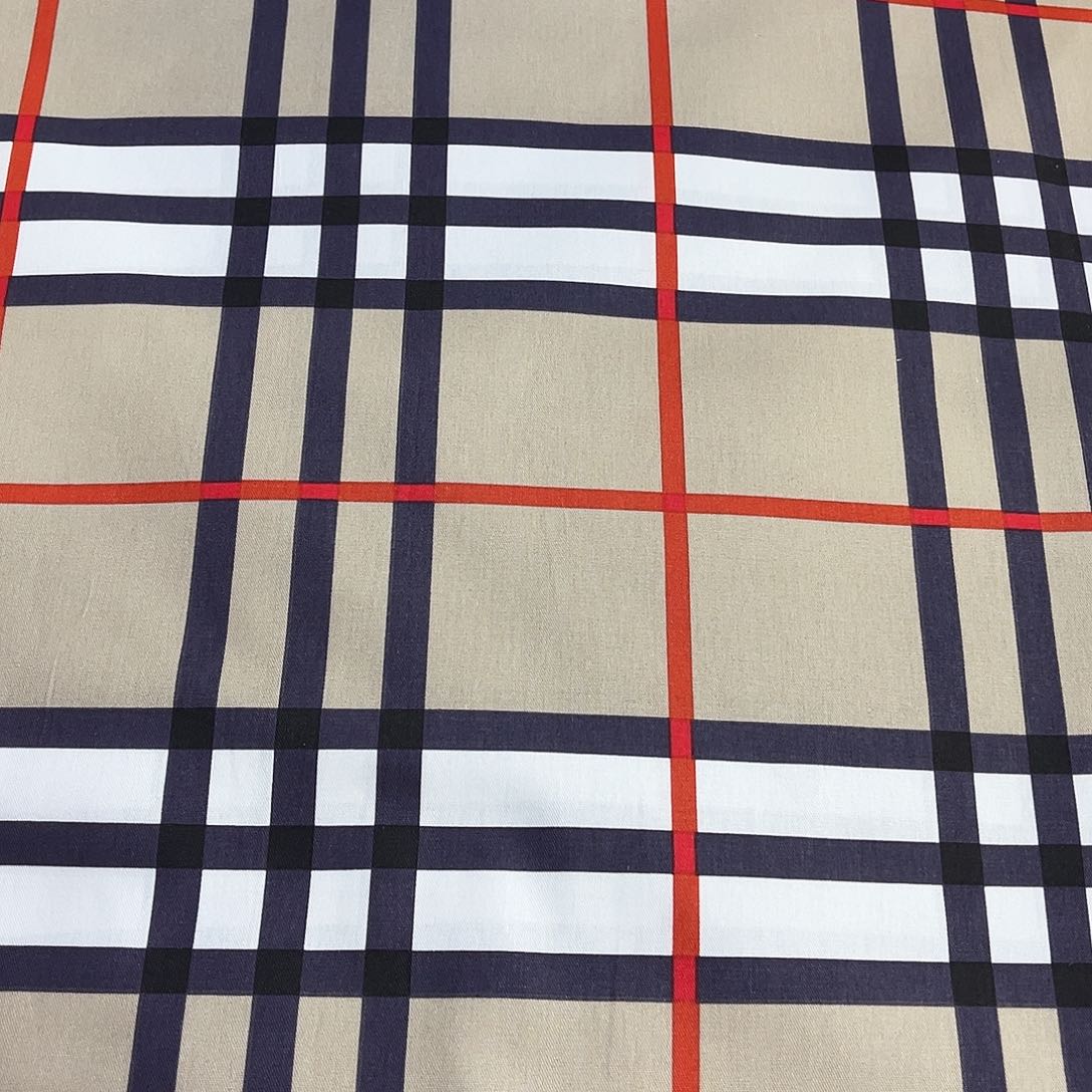 纯棉斜纹布巴宝莉格3.6米不加工