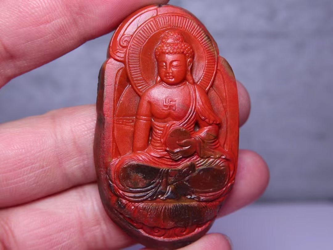 南红玛瑙大日如来精工苏工雕刻包浆