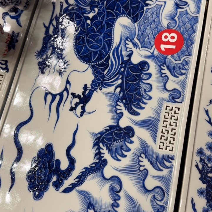 余****景德镇手工手绘陶瓷