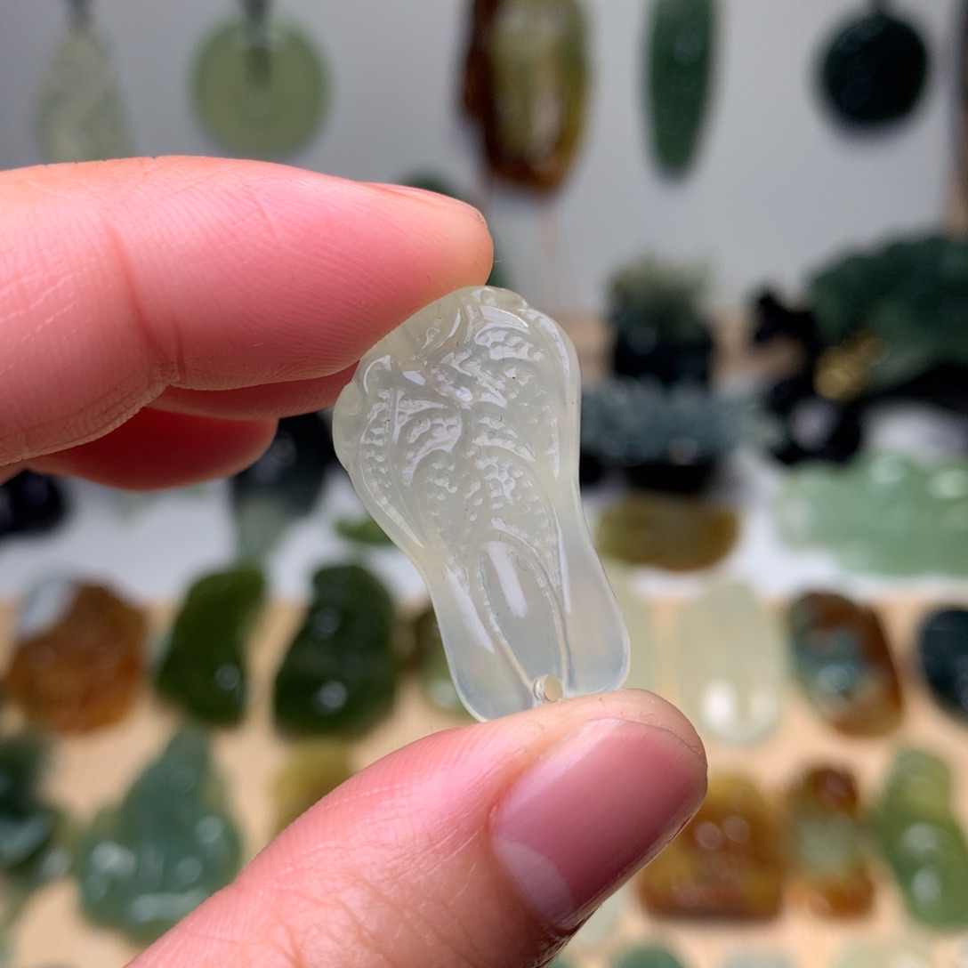 岫玉挂件白菜未镶嵌