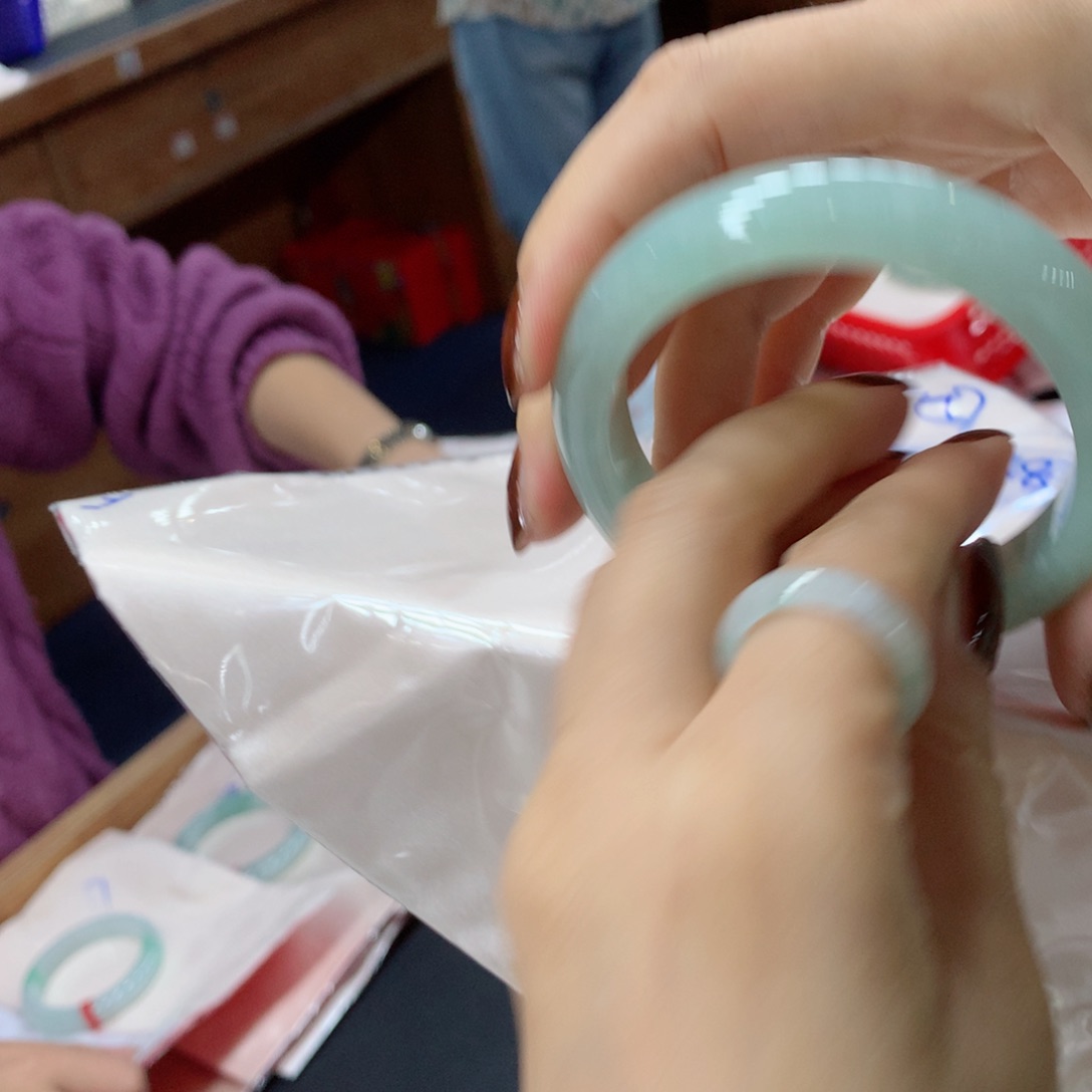 未镶嵌手镯翡翠文**安买断