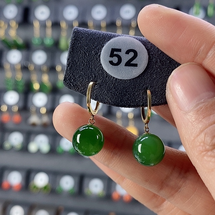 和田玉耳饰18K金镶嵌