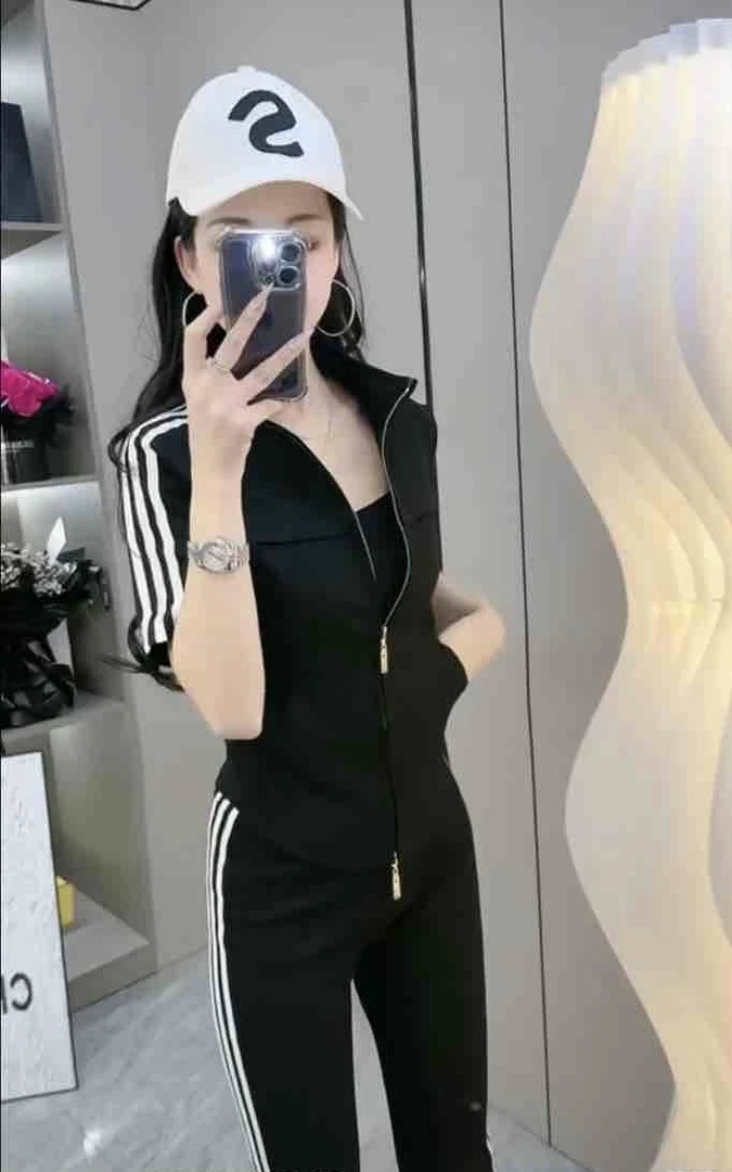 婷婷美美-VIP•家定制款高货气质收腰上衣➕微喇叭裤套装（8-2538）