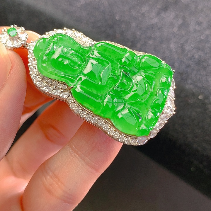 【闪购商品】翡翠颈饰银S925镶嵌翡翠