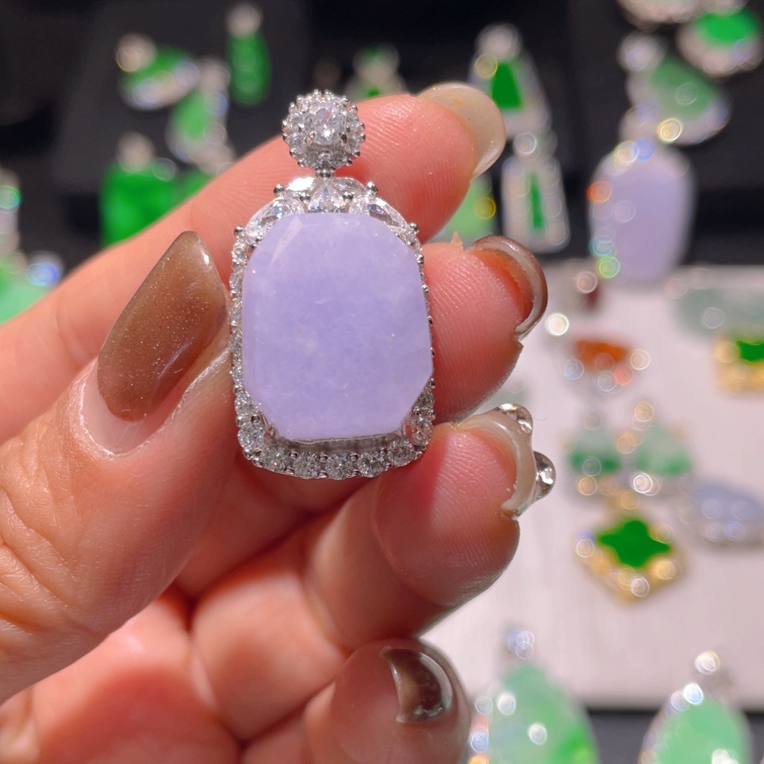 翡翠颈饰银S925镶嵌用****e精品