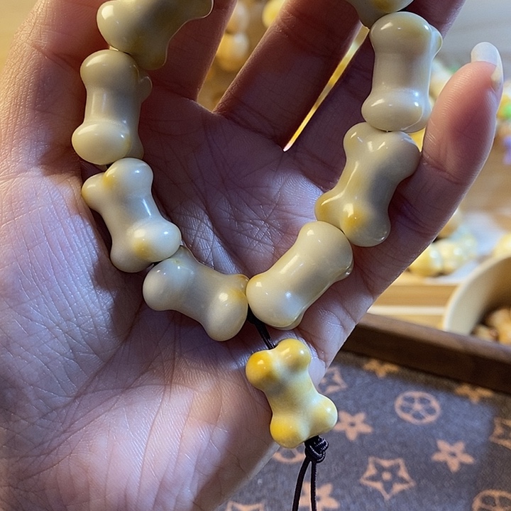 幸***.菩提根/象牙果吊坠