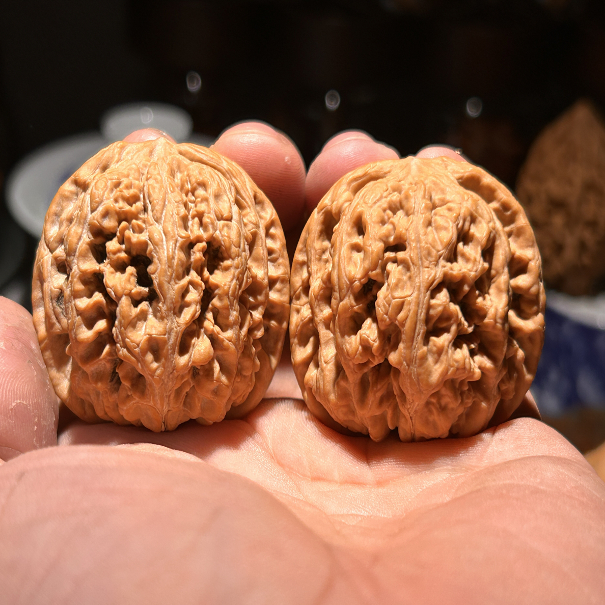 大粗筋核桃，1122，全品，大克重，八筋聚顶，特别正，边42肚42高38