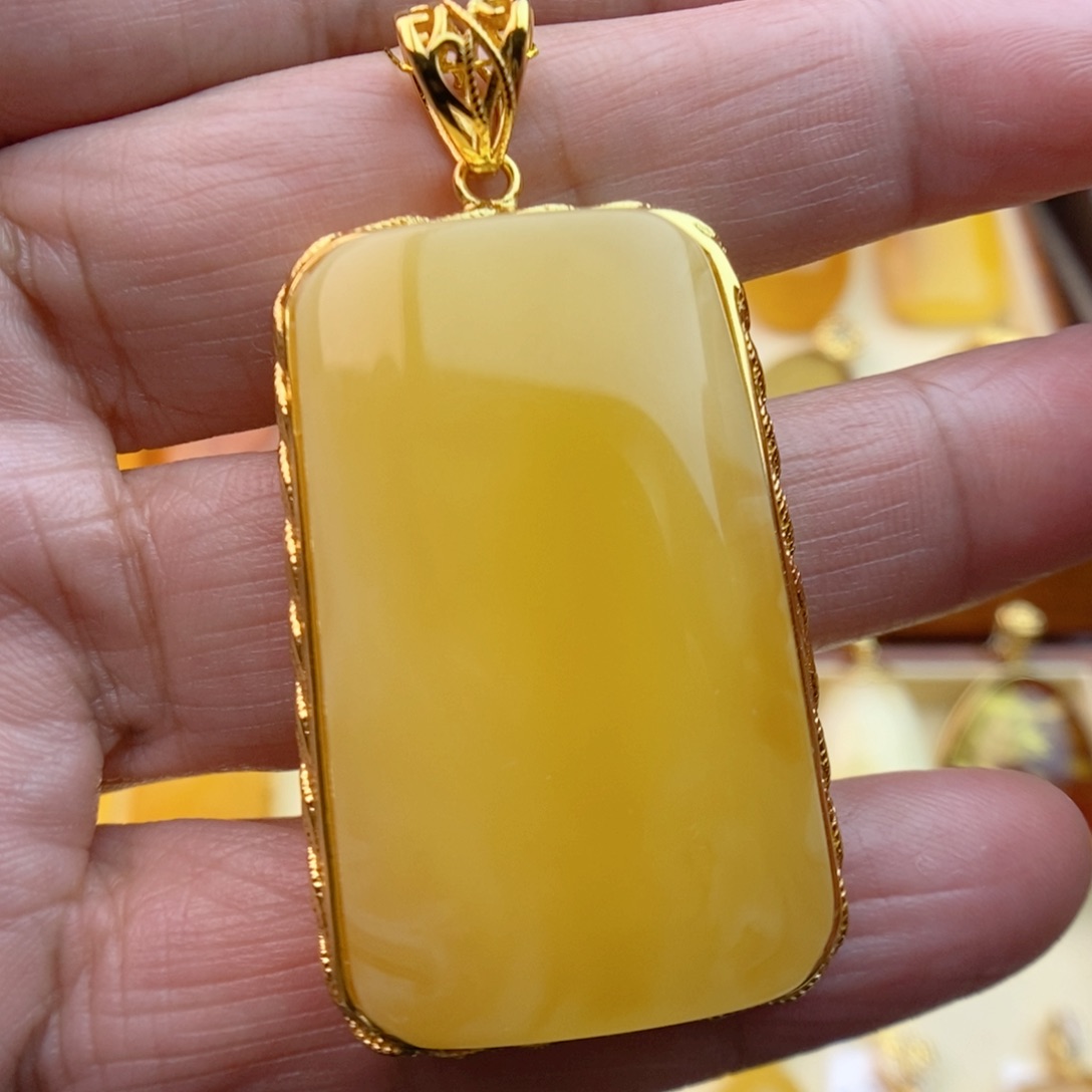 琥珀颈饰银S925镀金镶嵌