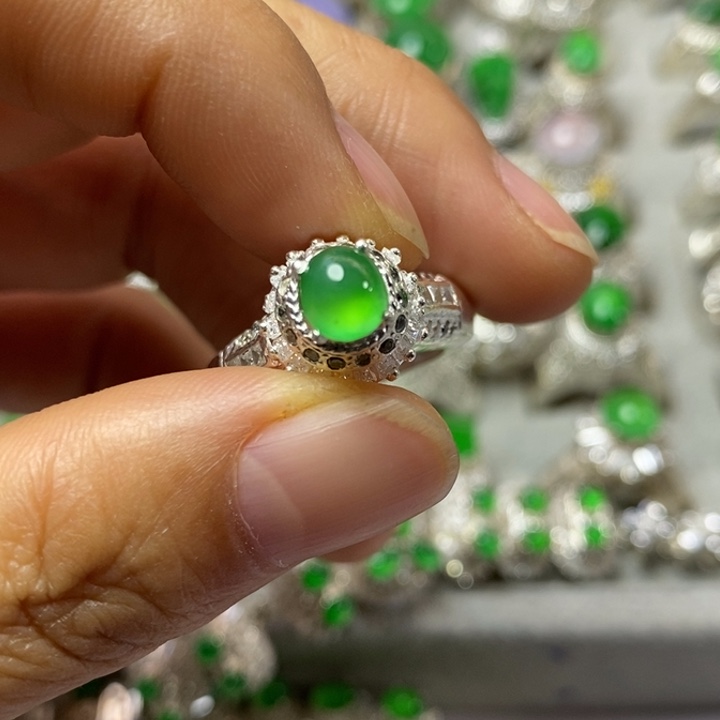 定制翡翠未镶嵌缅甸