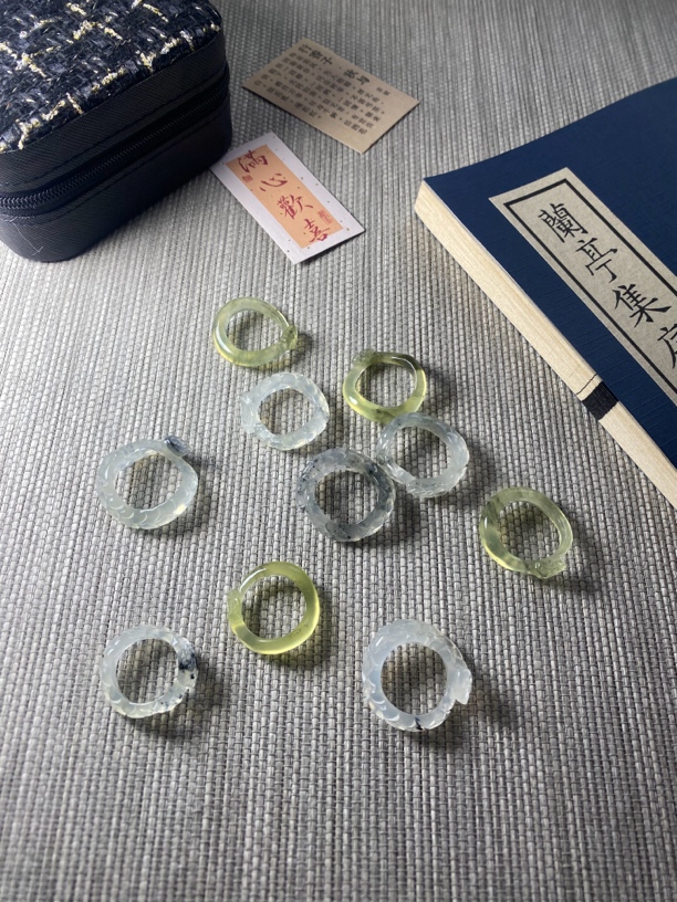 岫玉-四大名玉雕刻蛟龙蛇戒单双圈素戒拍前滴客服报圈口默认发1个