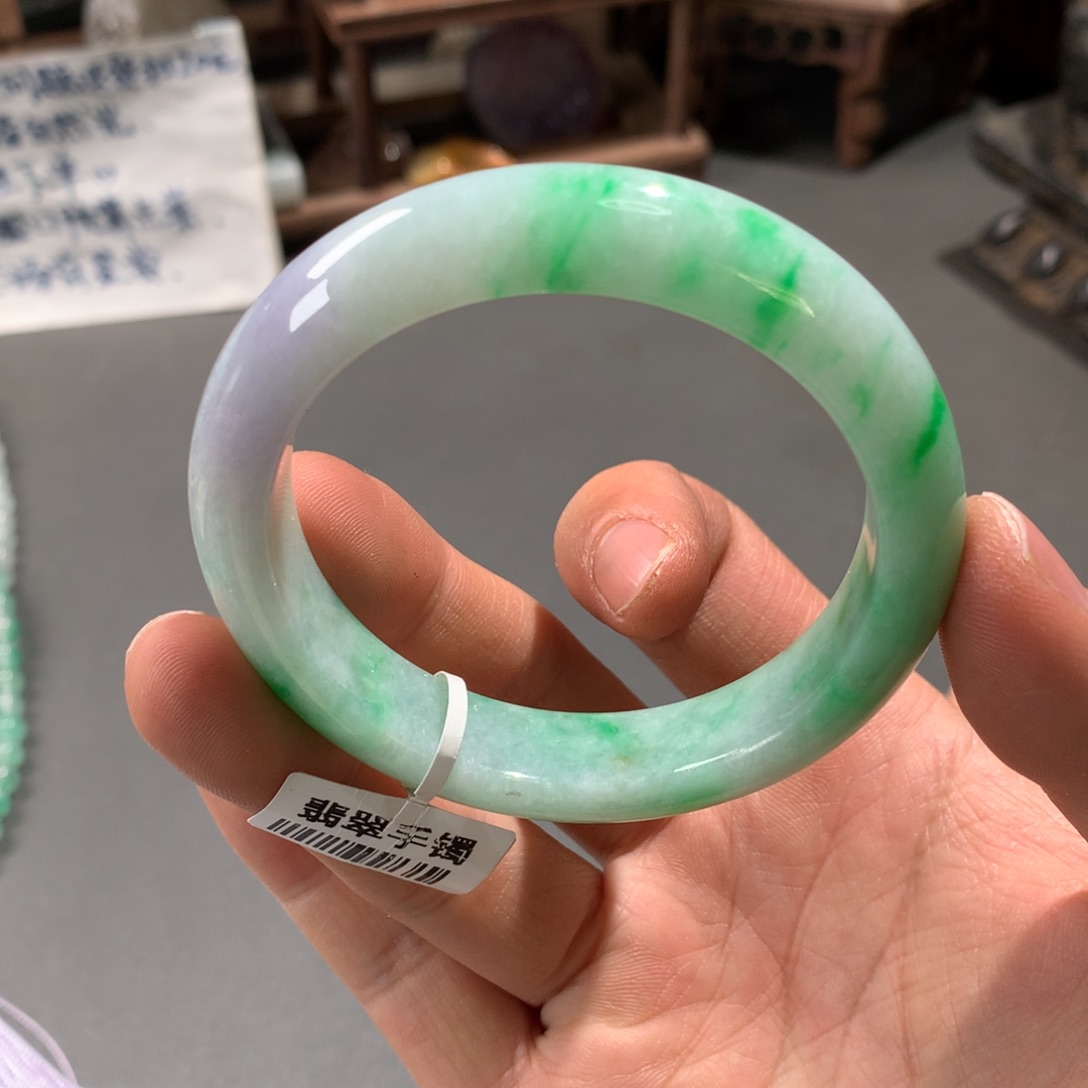 翡翠手镯未镶嵌53.8圈口