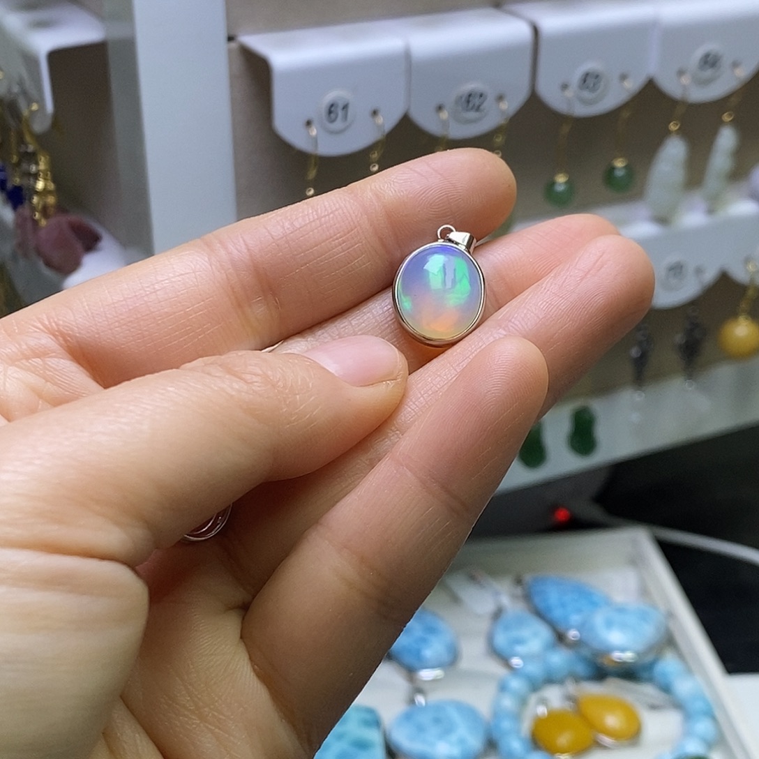 欧泊银S925镶嵌颈饰