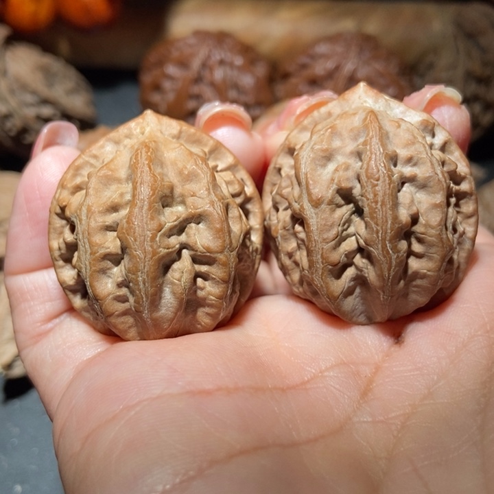 把件文玩核桃东北楸子小雪48