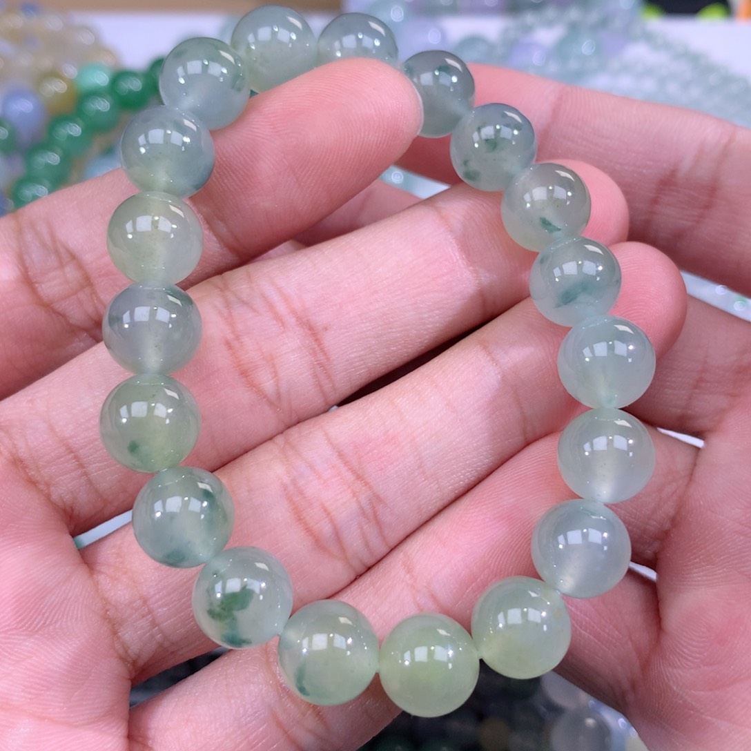 翡翠手链未镶嵌翡翠