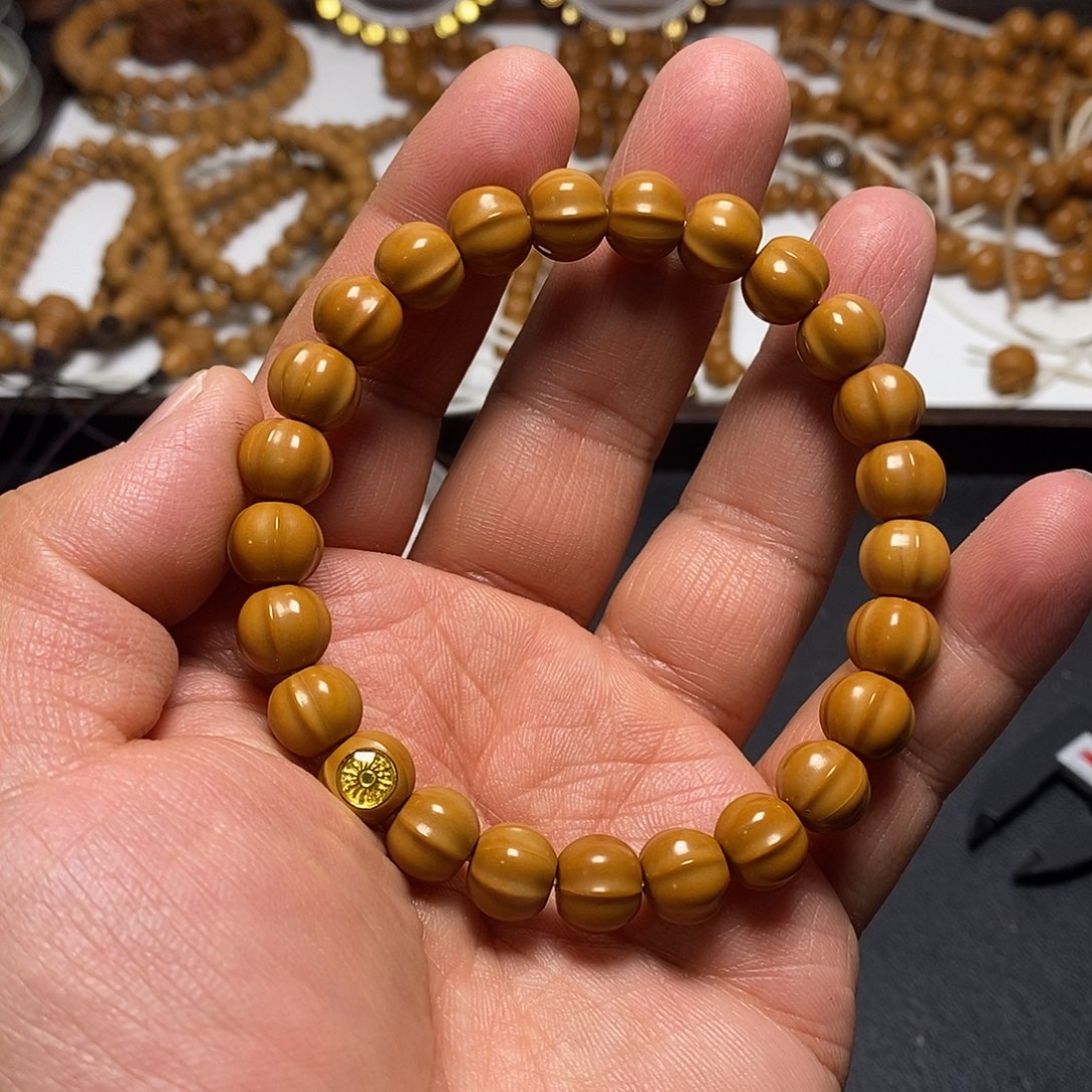 猴头核桃手串全品9-10鲨鱼鳍90号