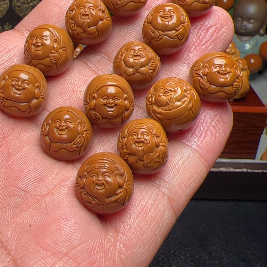 橄榄核吊坠刚看过