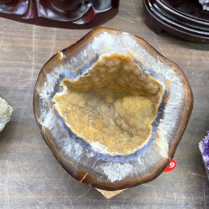 水晶摆件未镶嵌捡漏