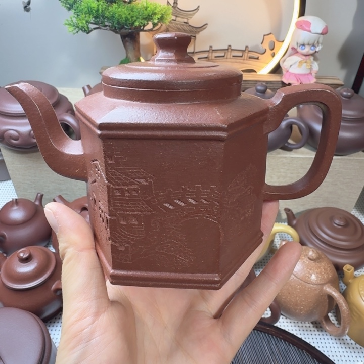 原矿红降坡紫砂壶