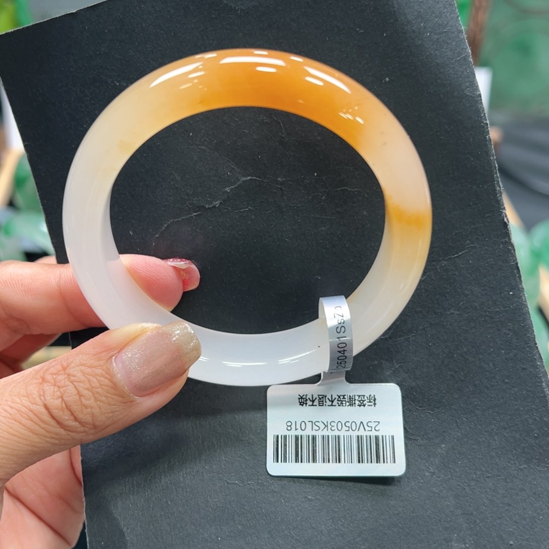 石英质玉手镯未镶嵌1***莲➕燕子58