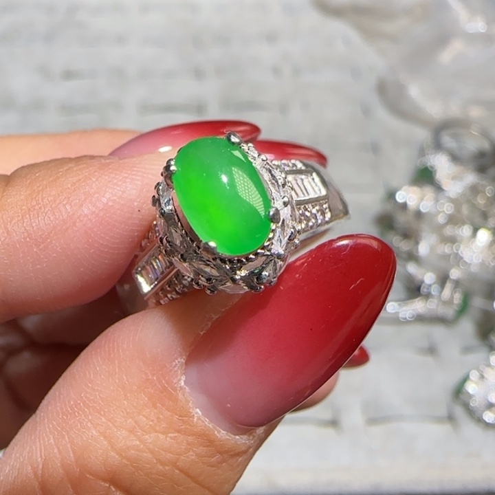 定制翡翠未镶嵌翡翠