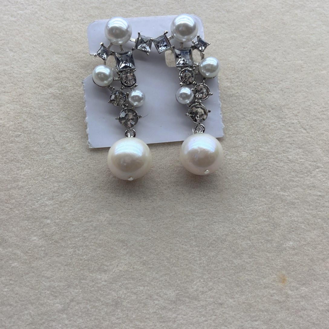 未镶嵌颈饰淡水珍珠