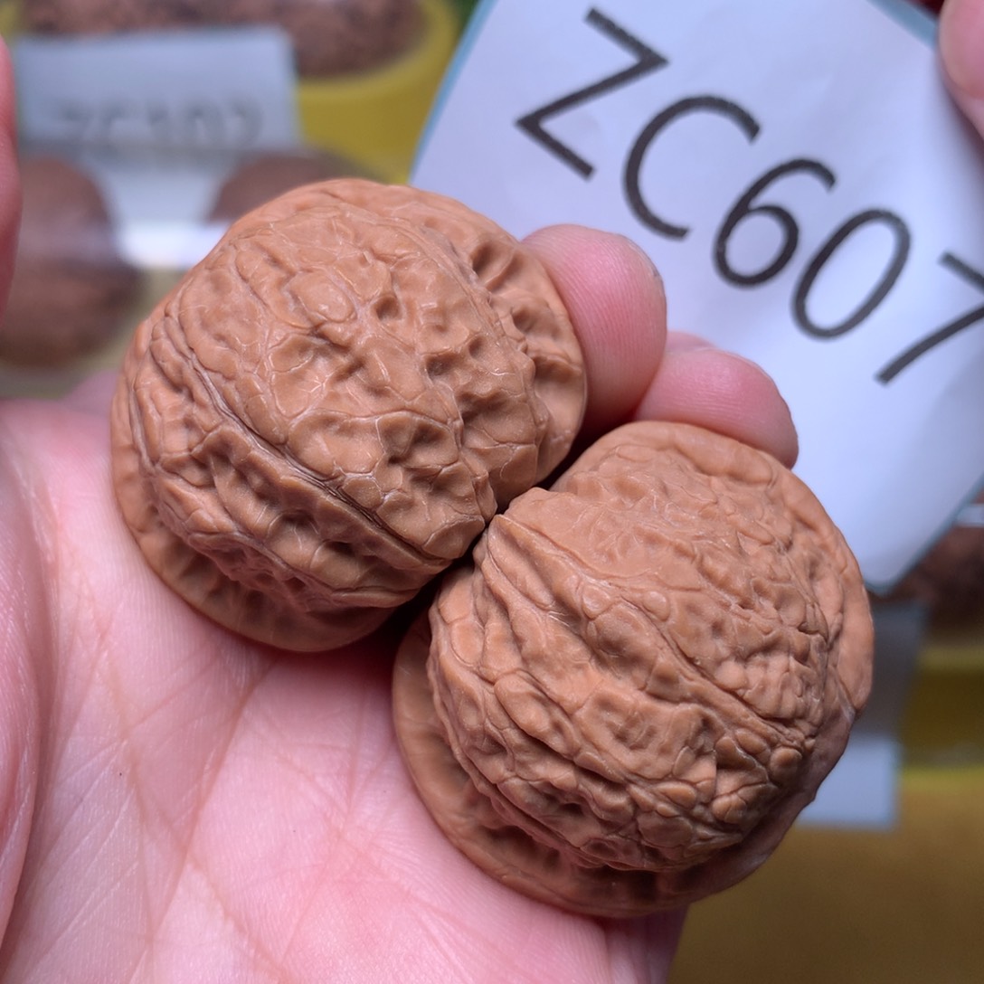 文玩核桃把件肉球乾隆磨36