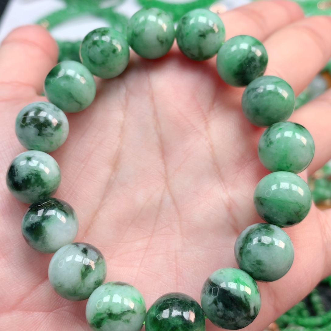 翡翠手链未镶嵌翡翠