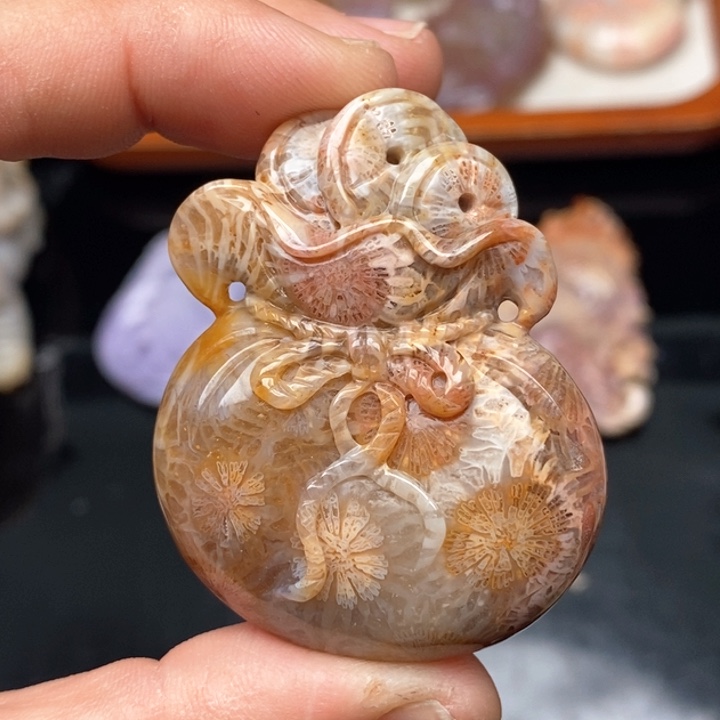 硅化珊瑚（珊瑚玉）手镯未镶嵌