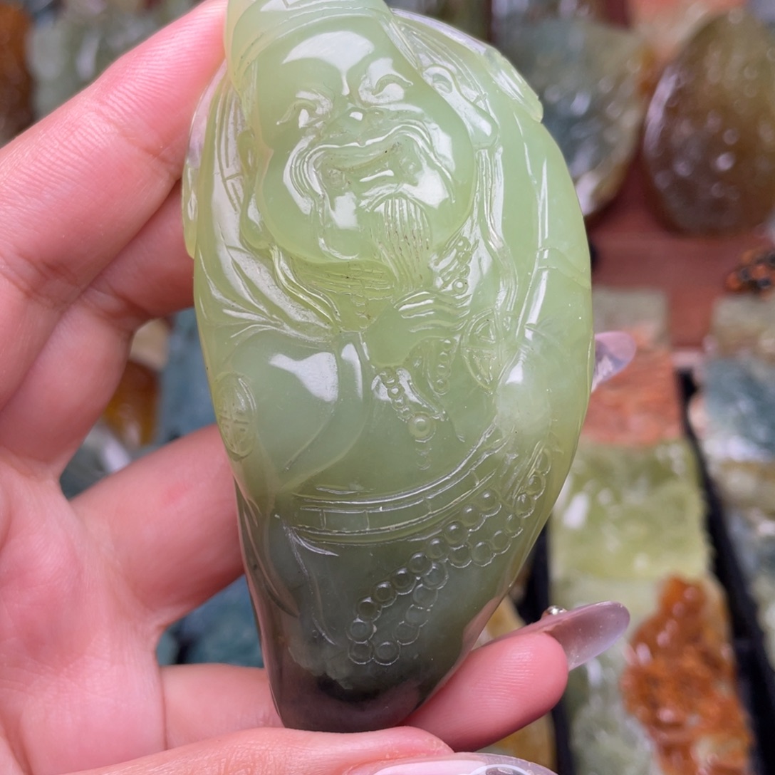 未镶嵌蛇纹石玉颈饰