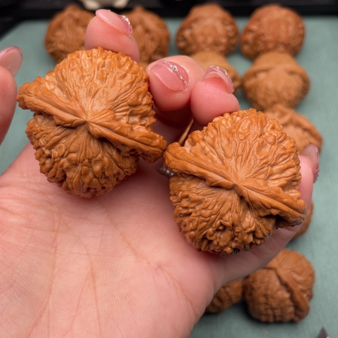 三***半把件文玩核桃全品白狮子44