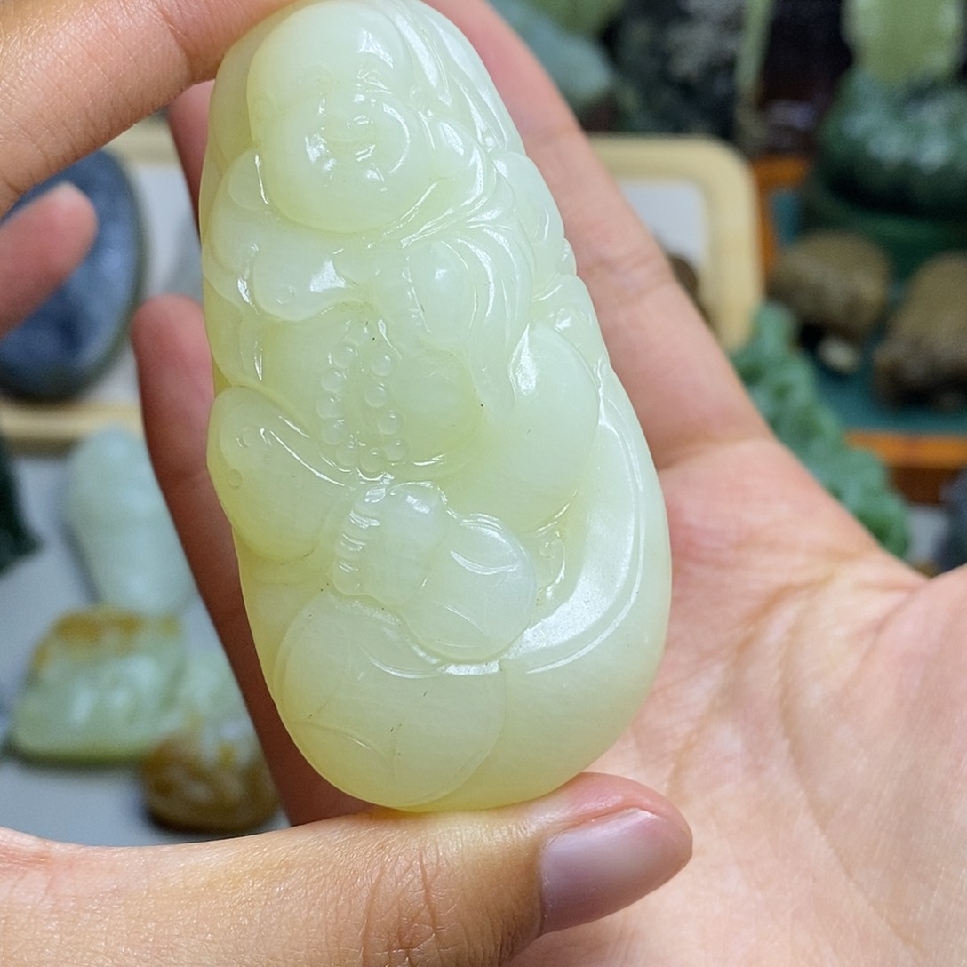 和田玉未镶嵌颈饰梦