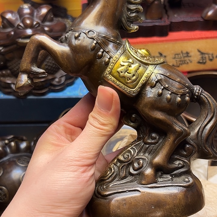 精美铜器摆件下单