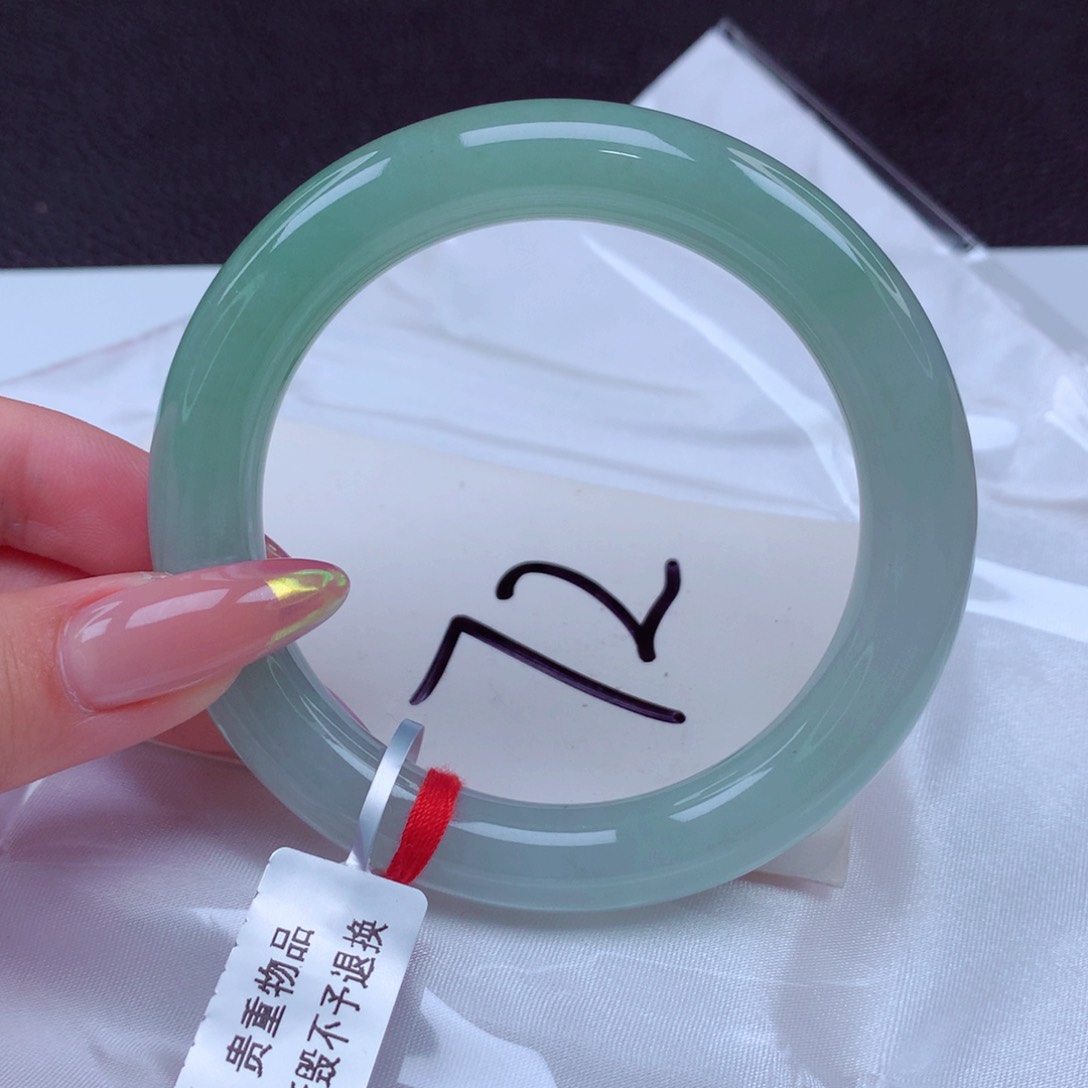 翡翠手镯未镶嵌翡翠54