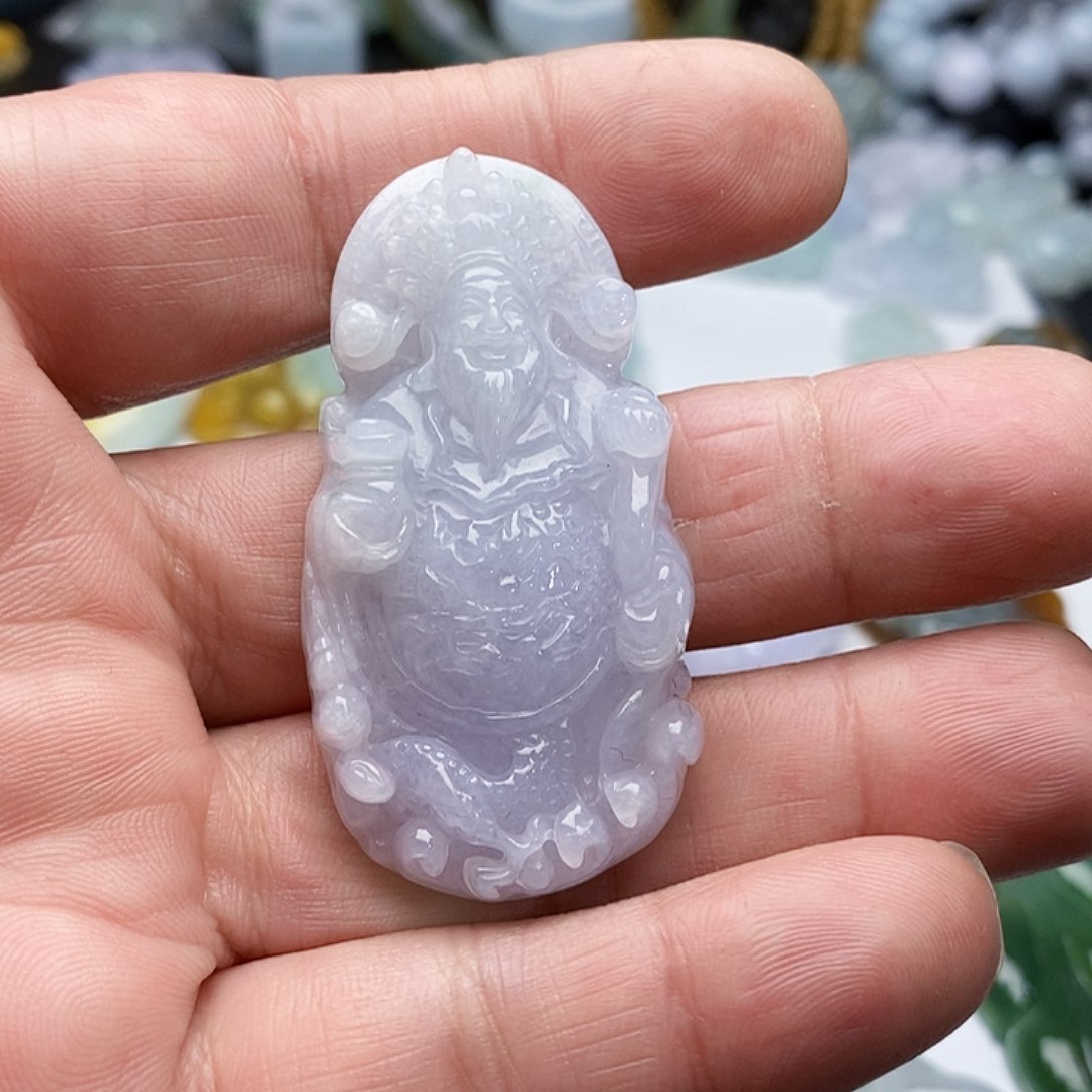 翡翠颈饰未镶嵌咖**糖