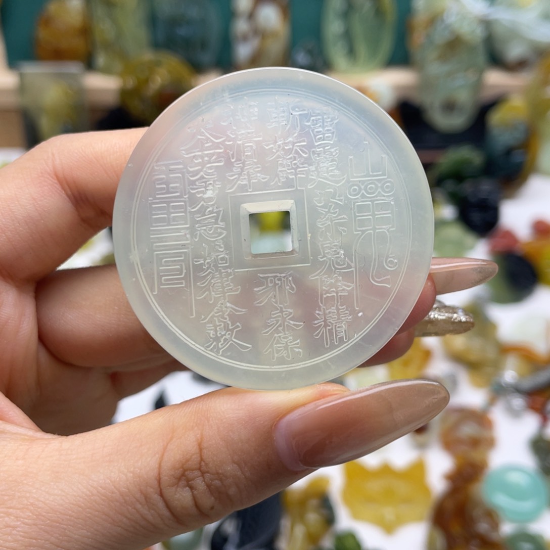 蛇纹石玉吊坠(不含链)未镶嵌