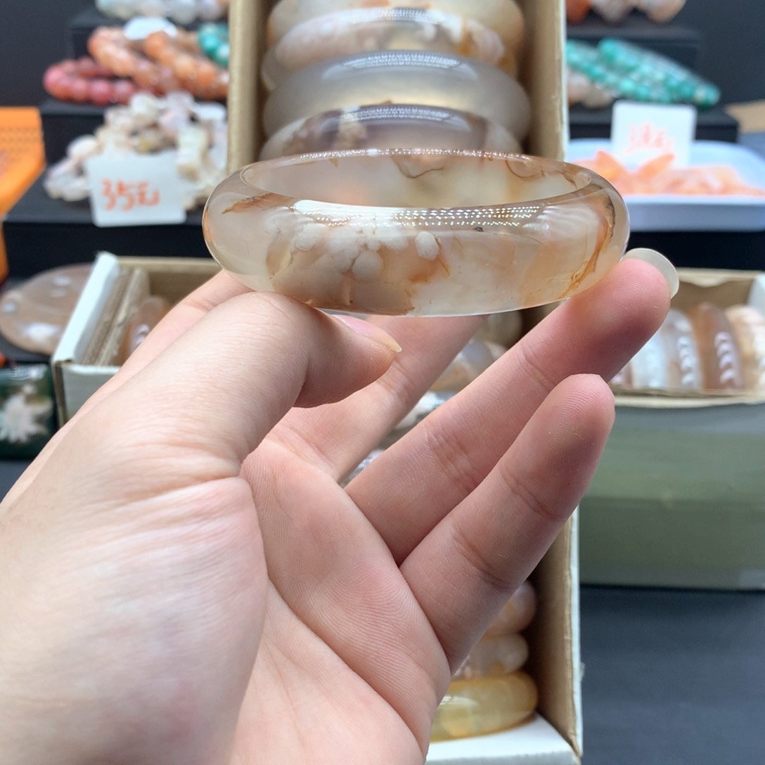 【闪购商品】手镯玛瑙/玉髓未镶嵌?****气