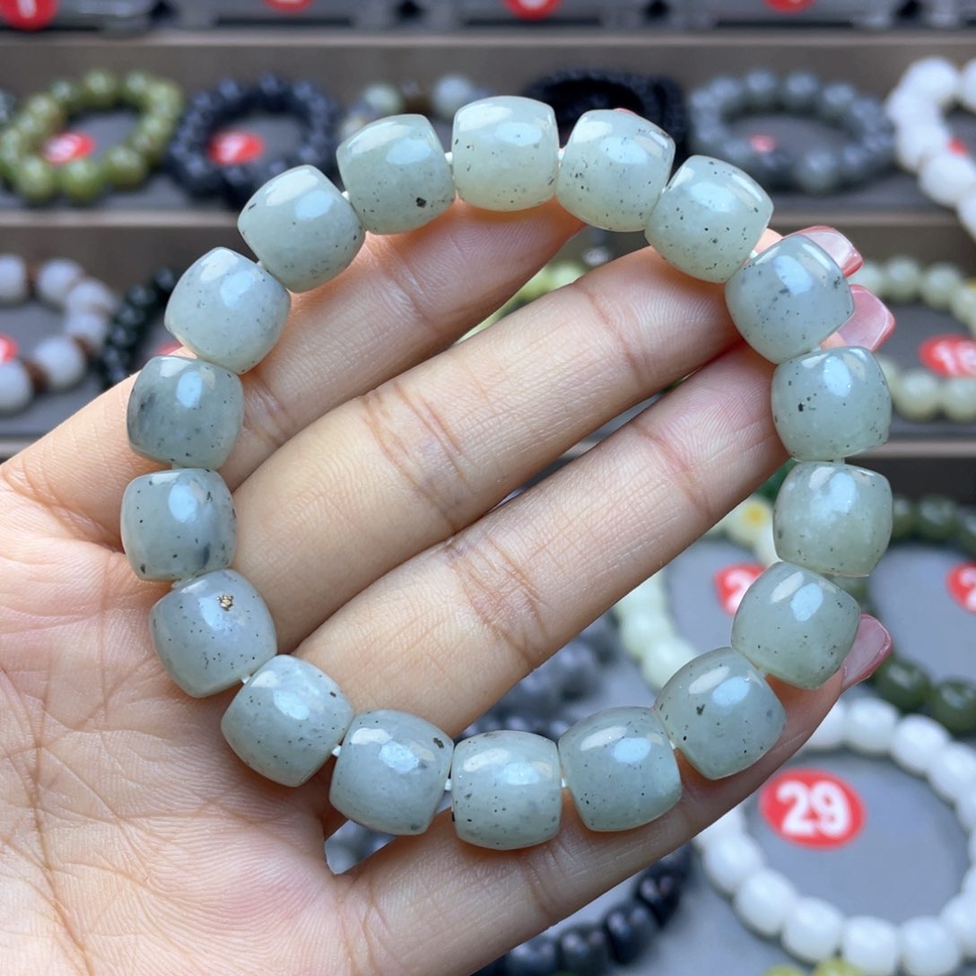 和田玉手链未镶嵌