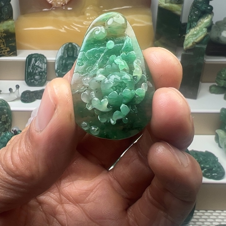 独山玉未镶嵌吊坠(不含链)