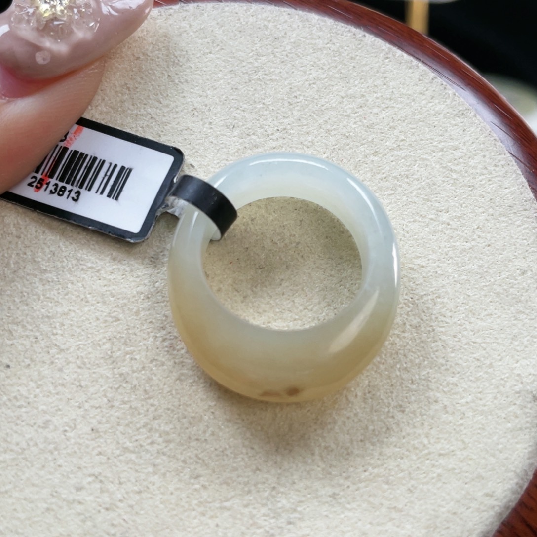 和田玉未镶嵌戒指P34一口糖馒头片17.5不退换