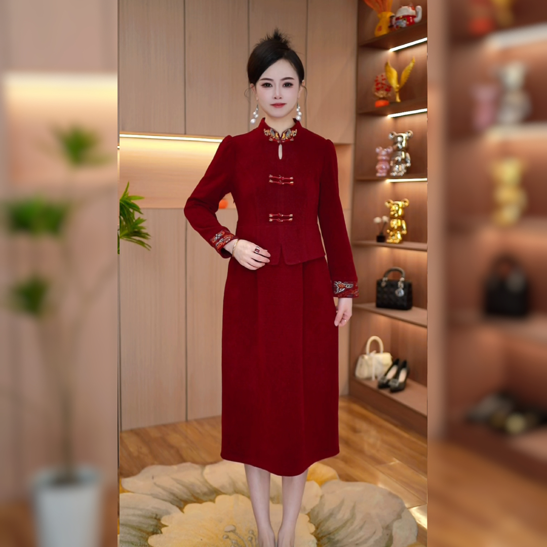 2025秋冬季新款连衣裙中长裙气质显瘦时尚遮肉加厚安可拉红假两件