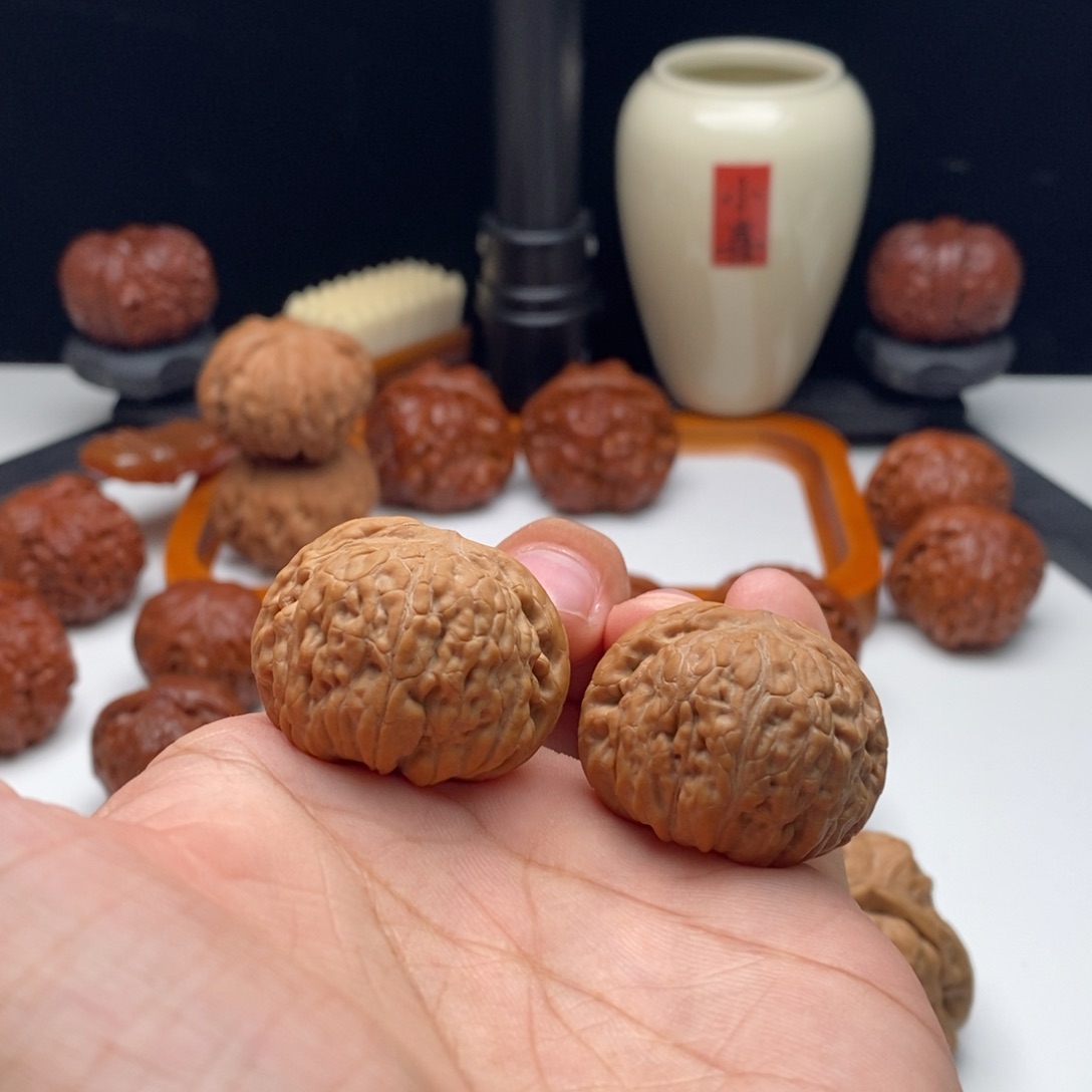 核桃把件防*S级34平底锅