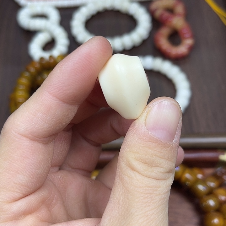 牛骨手串/手链三通鲨鱼背