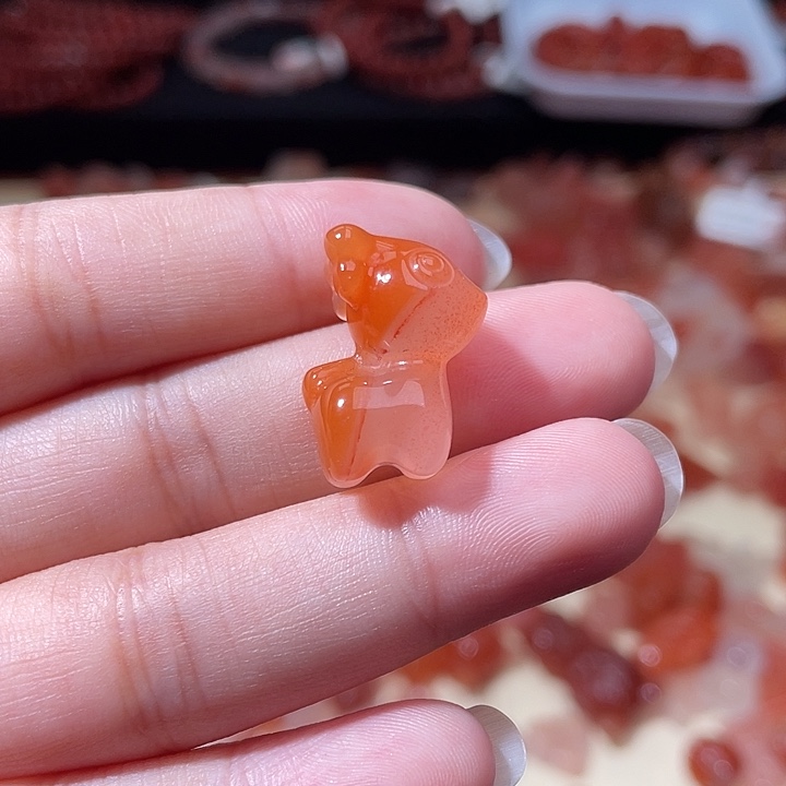 南红玛瑙小鹿无孔打孔备注未镶嵌1242