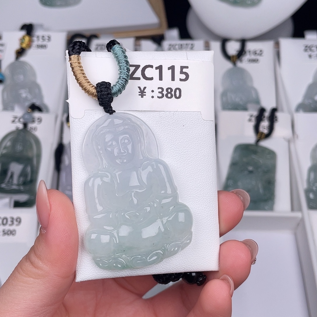 翡翠未镶嵌颈饰zc115