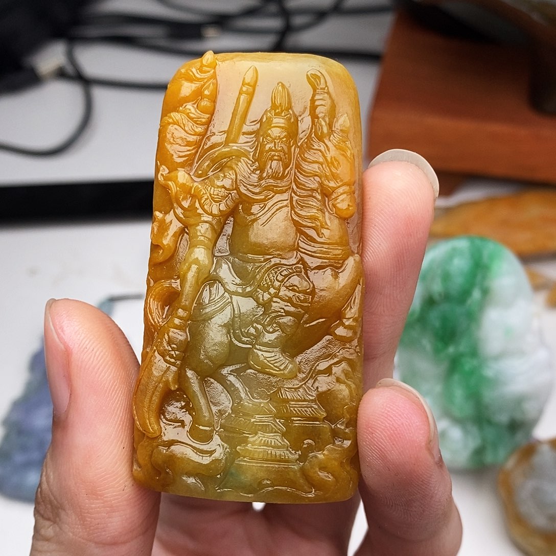 用***6定制翡翠未镶嵌翡翠